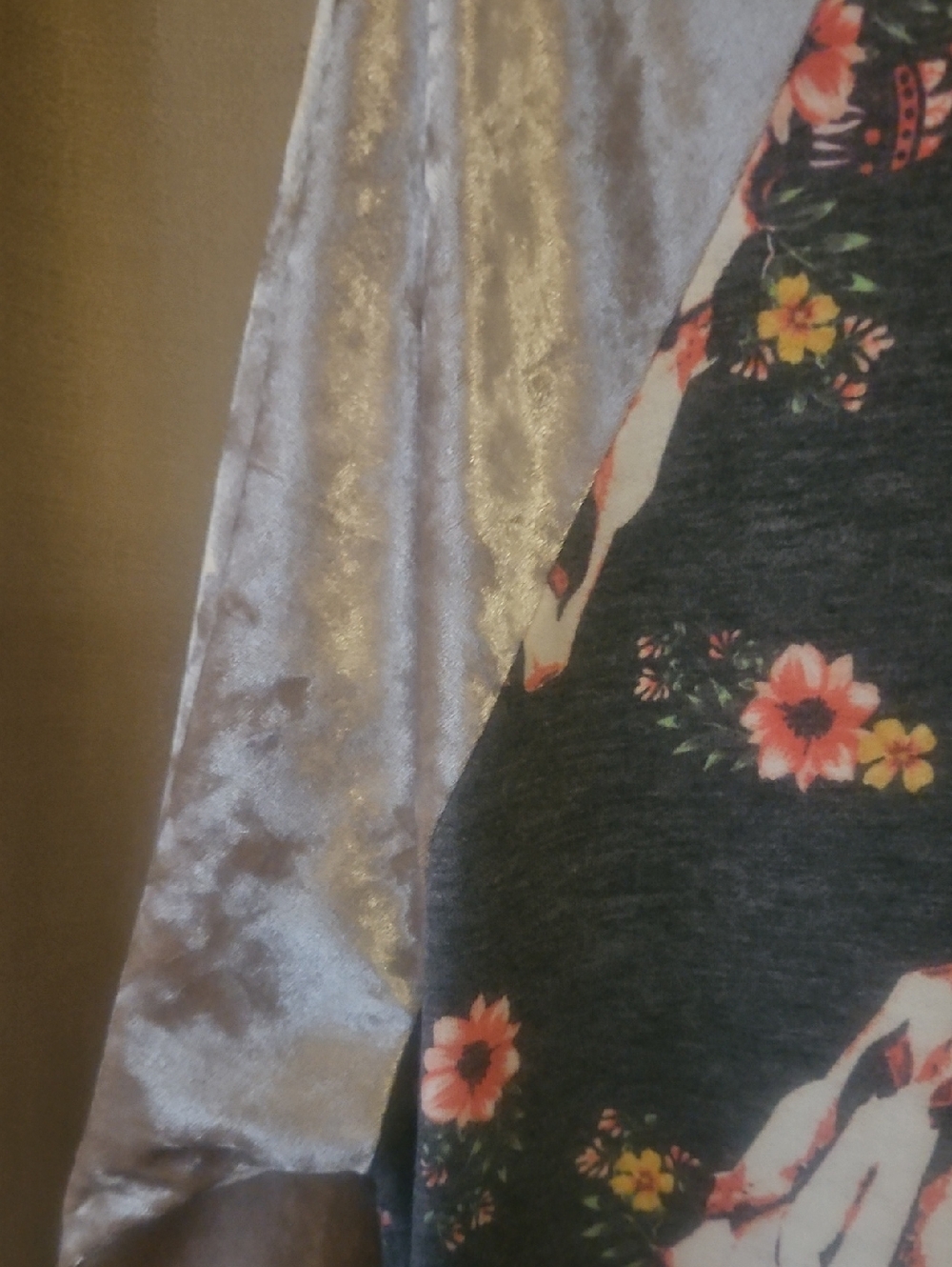 EUC ODDY Dress - Picture 4 of 6